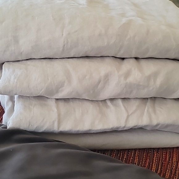 100% linen drapes 4 panels! - Picture 4 of 8